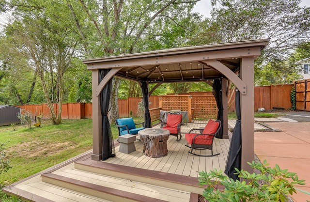 Old Hickory Hideout: Charming Apt w/Deck!