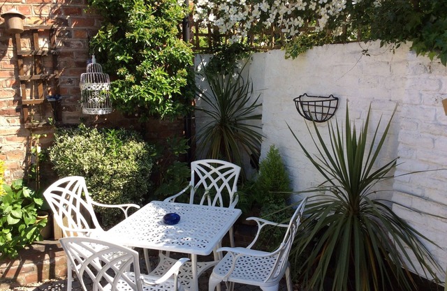 Old Street B&B