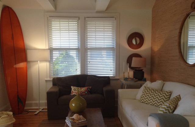 Old time Strathmere cottage blended with modern design and convenience!