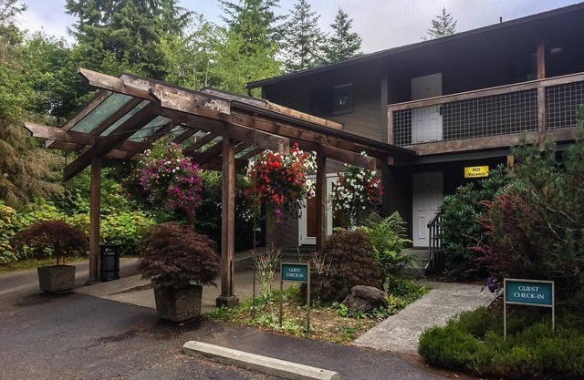 Olympic Suites Inn