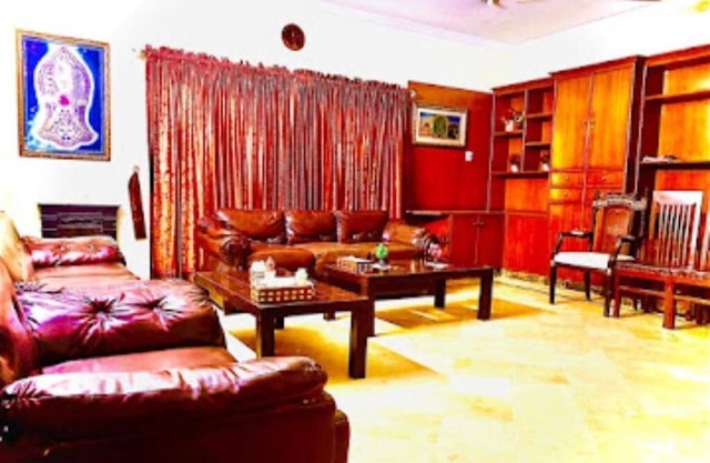 Omega Inn Hotel