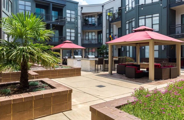 One Bedroom Apartment -10 Min Walk to Epicentre Wifi