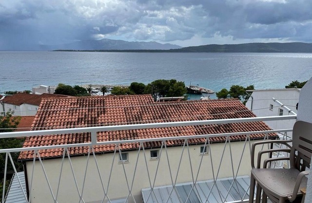 One bedroom apartment with balcony and sea view Živogošće - Blato, Makarska (A-22253-e)