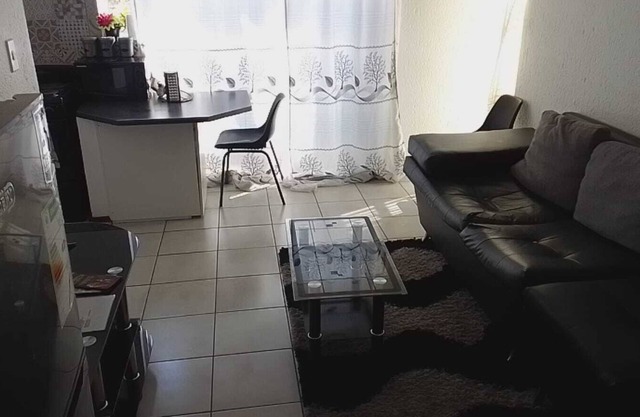 One Bedroom Unit In Central Sandton