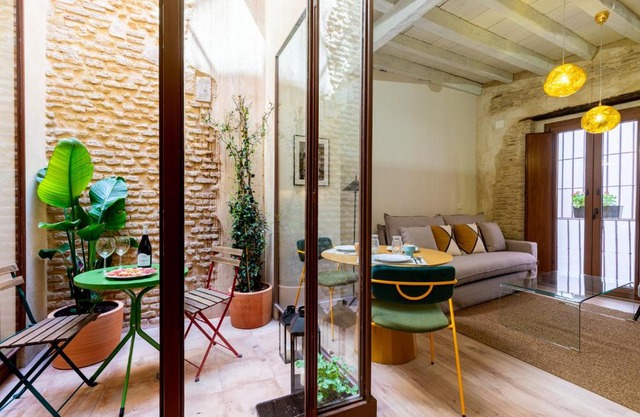 One&Lux Casa Barrabas