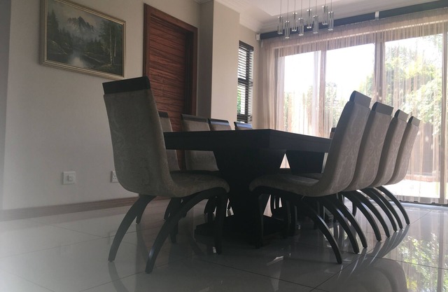 Oranimus Luxury House