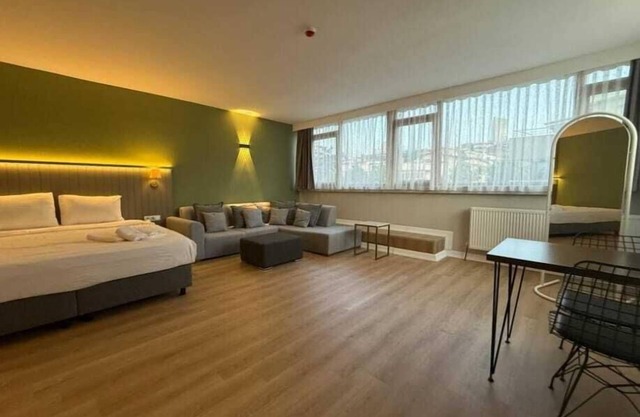 OTTO X Hotel