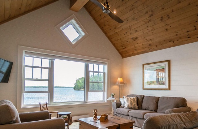 OUNO Island on the prestigious Lake Rosseau