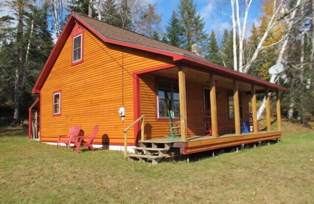 Our Camp - Great newer cabin with shared access to Rangeley Lake