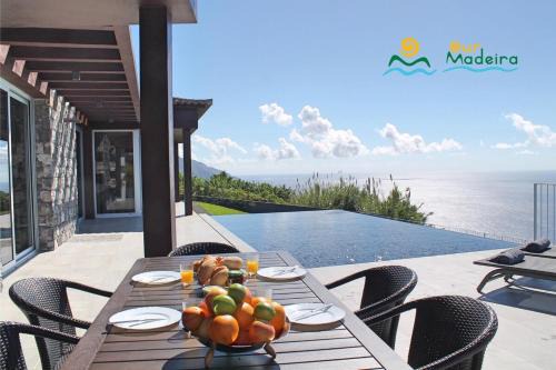 OurMadeira - Cliffscape, panoramic seaviews