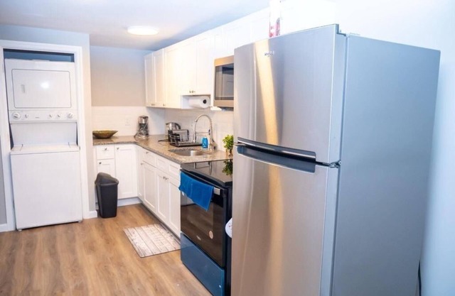 Ousby Luxury Apartment unit 1.2-bedroom with AC, WiFi in wonderful Philadelphia.