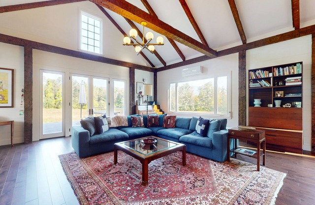 Outdoor enthusiast's dream with designer interior & Mt. Equinox views