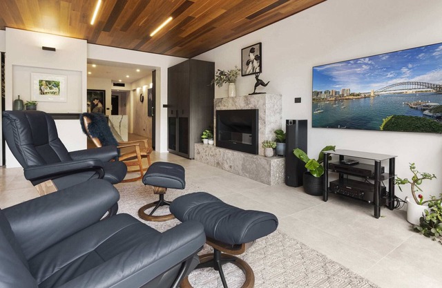 Outdoor living at it's best in Elizabeth Bay
