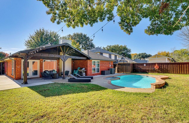 Outdoor Oasis w/Pool: Grand Prairie Family Home!