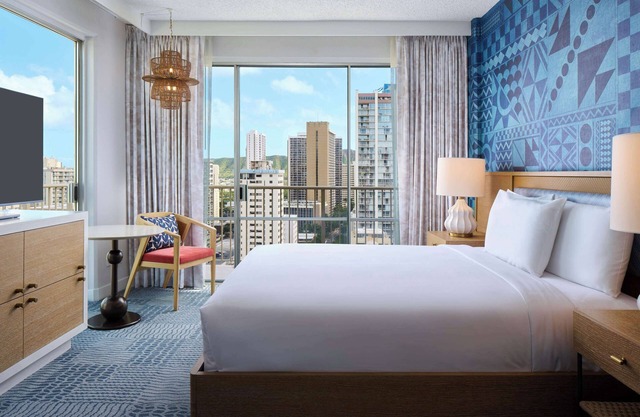 OUTRIGGER Waikiki Paradise Hotel