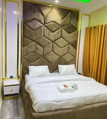 Ovation Hotels