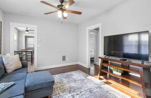 Owl's Nest - 5BR apartment