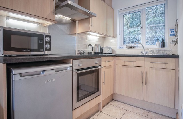 Oxwich Cottage - 2 Bedroom - Parkmill