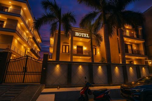 Oxygen Inn-Couple Friendly-Noida Sector51