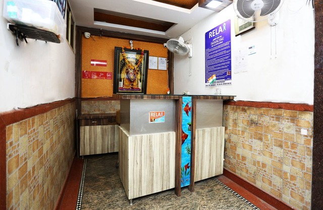 OYO 12682 Hotel Relax