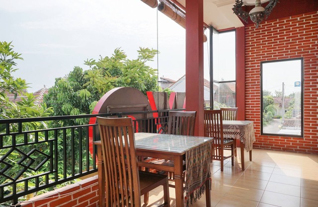OYO 465 Alam Citra Bed & Breakfast