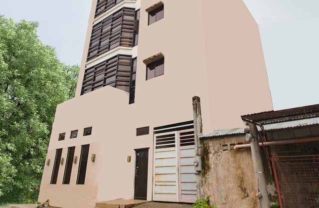 OYO 673 Mambaling Pension 2