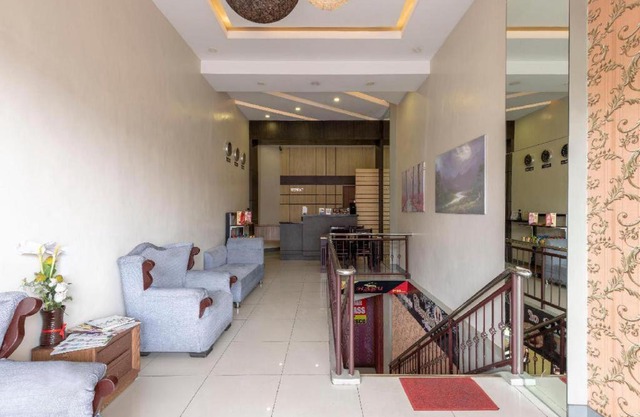 OYO 767 Hotel Urban - Khotel Kurban Hotel