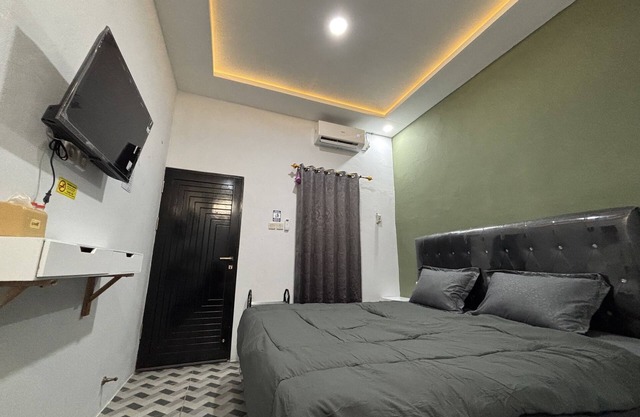 OYO 94668 Wisma 11 Oktober