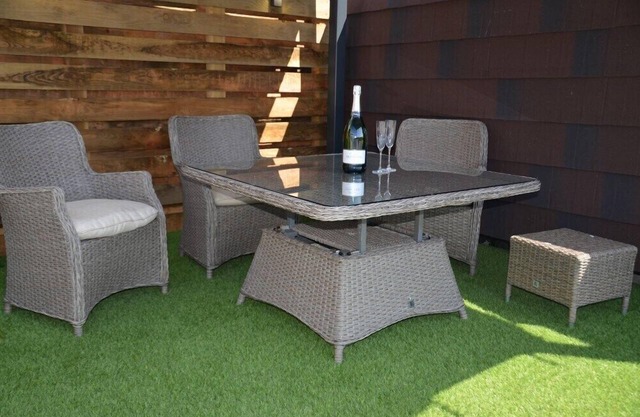 Pabell Pren Glamping by Aberporth Beach Holidays
