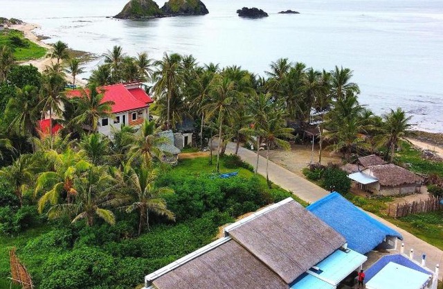 Pagudpud Beach Homestay - 2BR Villa