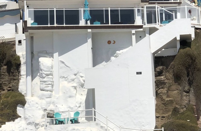 PALACE BAHIA ,360 ocean view ,7min to down town,Private beach ,24/7 Security