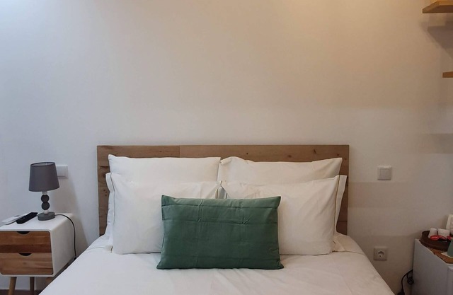 Palheiro Room - Quinta de Areda Wine & Pool Experience