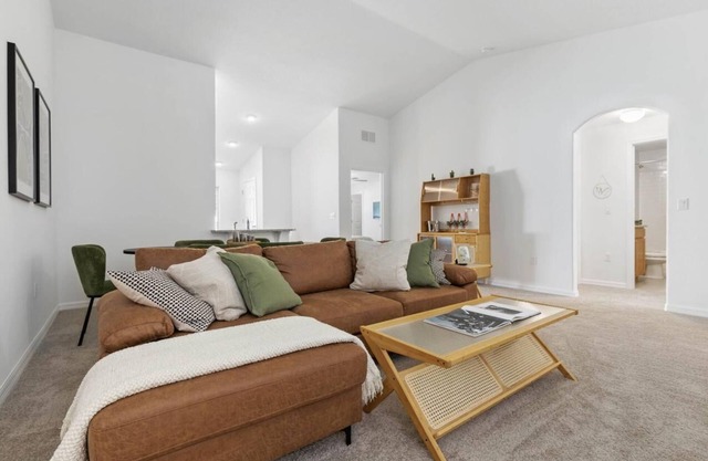 Palm Coast Getaway – Relax in a Charming Home and Make Incredible Memories”