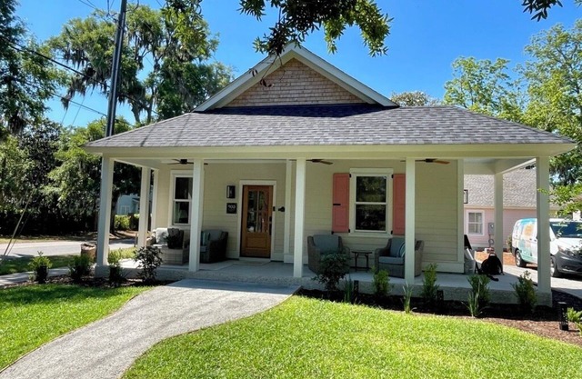 Palm Cottage, brand new 2 bedroom 2 bathroom in enchanting Beaufort