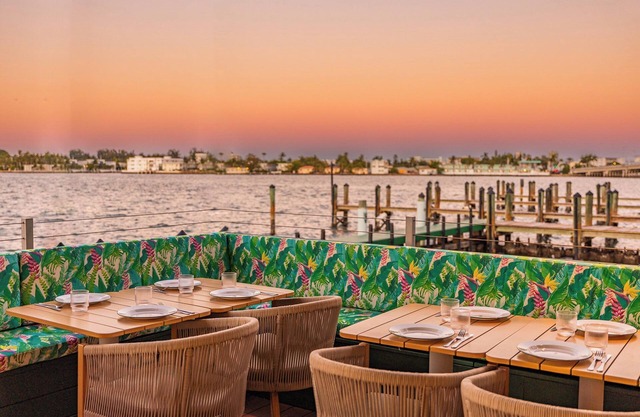 Palm Tree Club Miami Hotel