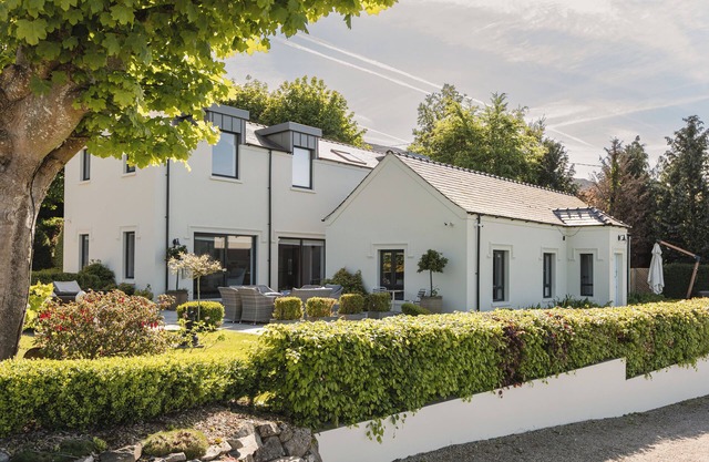 Pandora's Cottage: Experience a Luxurious Irish Escape with Tranquility Ireland