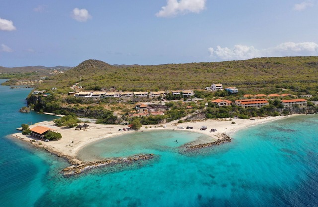 Panoramic Ocean Views from all Terraces, one block from the beach