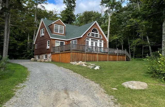 Panoramic Views Of The Adirondack Mountains - Pet Friendly