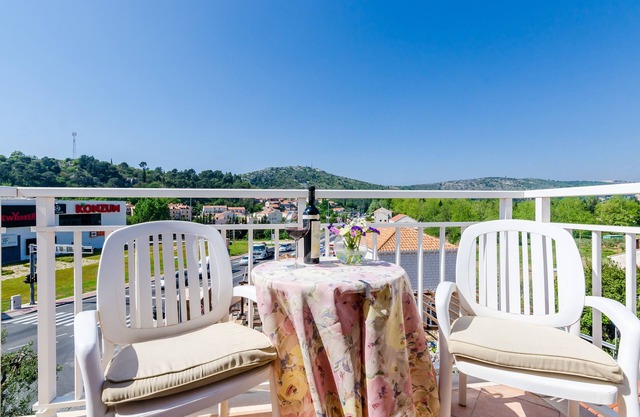 Pansion Costeria - Double or Twin Room with Balcony and City View 2