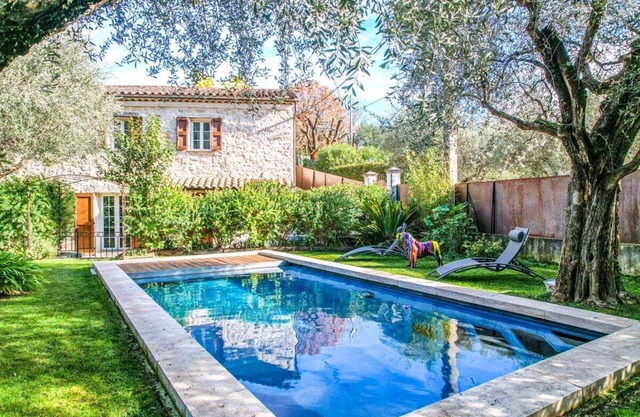 Papillon - Four Bedroom Villa, Sleeps 8