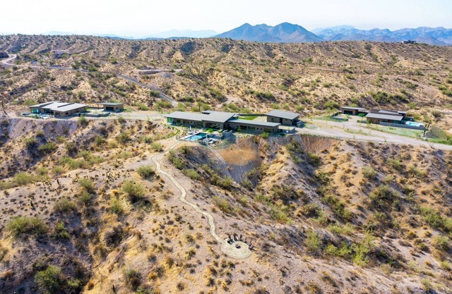 Paradise Canyon Retreat - 3 Private Estates