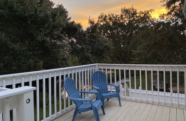 Paradise Vacation Rental with Water Views