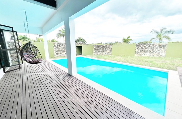 Paradise Villas