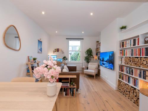 Pass the Keys Beautiful Zen 1 Bed Home free parking - Kingston
