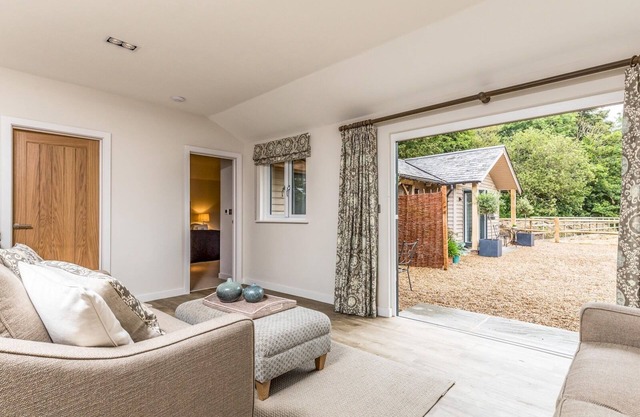 Pass the Keys | Delightful 2Bed Lodge in Downland Village