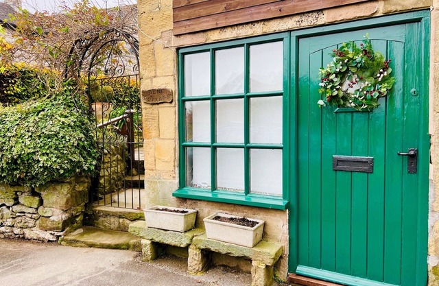 Pass the Keys | Dene Cottage - Perfect for 8 & Pets in Youlgrave