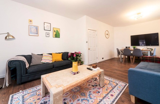 Pass the Keys | Luxurious and Spacious 3 Bed Home Away From Home