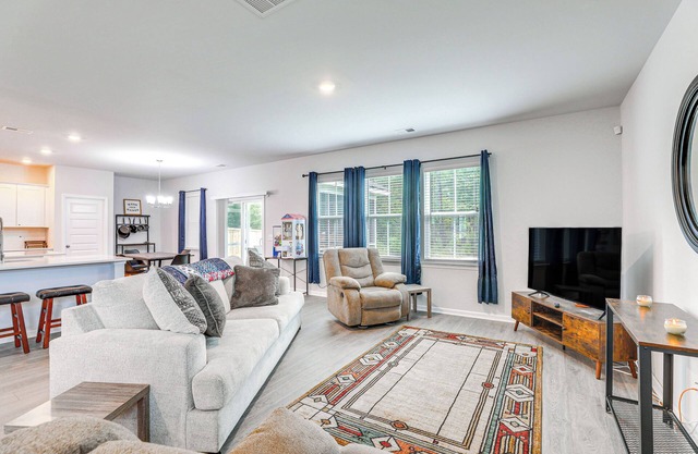 Patio & Backyard: Spacious Home in Moncks Corner