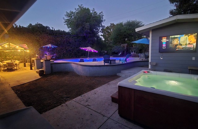 Peaceful 3-bedroom house with pool in charming Claremont