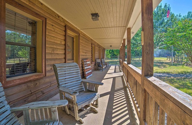 Peaceful Alabama Cabin on Secluded Acreage!